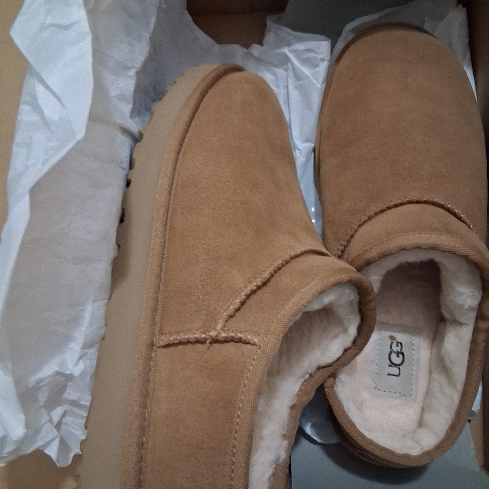 UGG Tan Suede Slippers - Picture 15 of 16